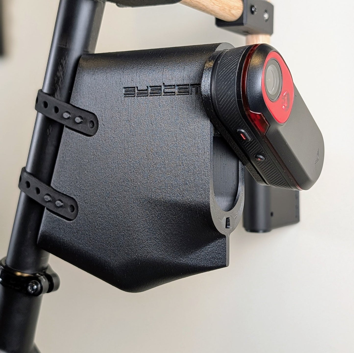 Aero Strap Pack V715 - PROTOTYPE