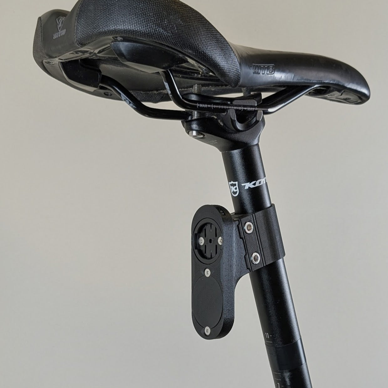Seatpost Varia + Airtag Mount – The Bike Brew